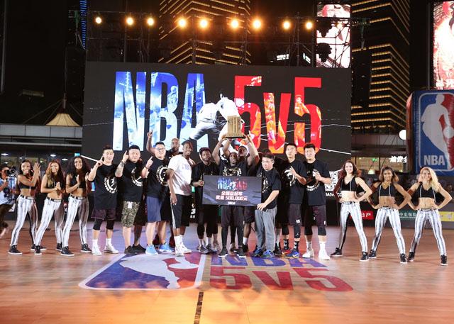 德国羽毛球公开赛：伍家朗三盘苦斗险胜李诗沣夺冠